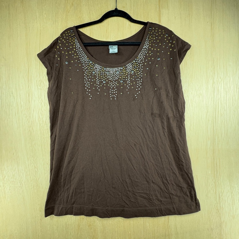 Western Brown Studded Neckline Short Sleeve Knit Top Plus Size